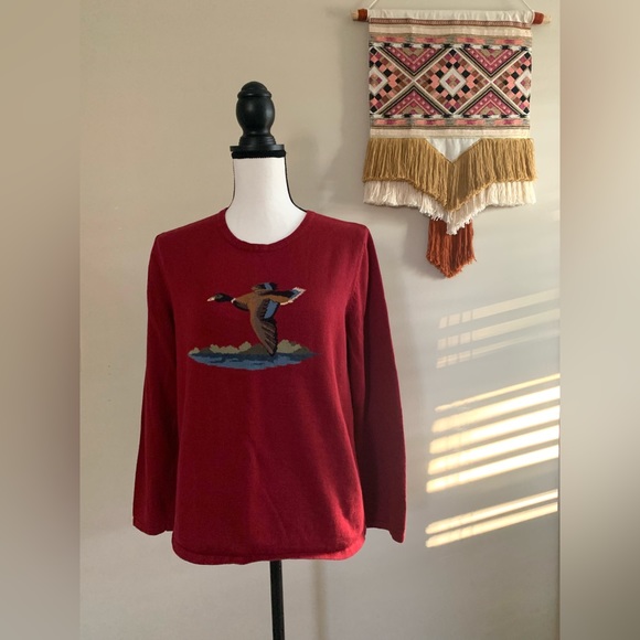 Duck Head Sweaters - Vintage Duckhead women’s sweater with knit duck logo size small EUC runs larger